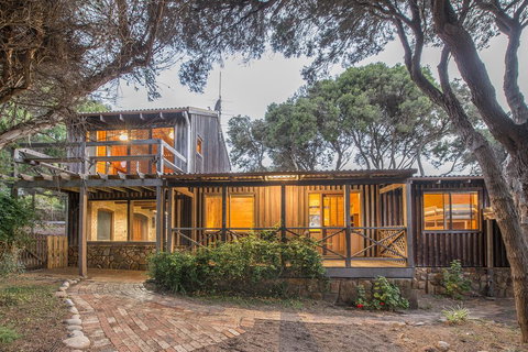 Coleys Beach House Yallingup - Accommodation Bookings 2