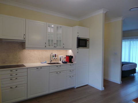 Colin's Garden - Accommodation Bookings 2