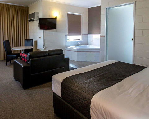 Comfort Inn & Suites King Avenue - Accommodation Bookings 2