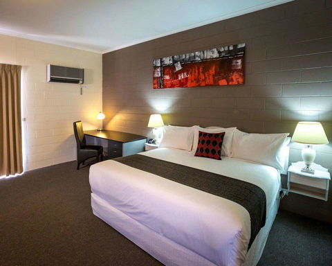 Comfort Inn & Suites King Avenue - Accommodation Bookings 1