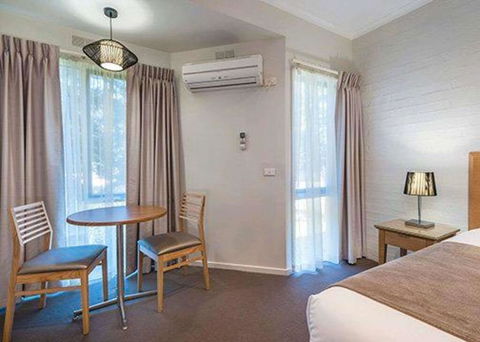 Comfort Inn Coach & Bushmans - Accommodation Bookings 3