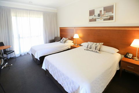 Comfort Inn Deakin Palms - Accommodation Bookings 3