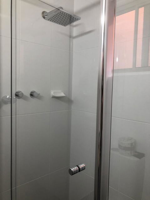 Commodore Motor Inn - Accommodation Bookings 1