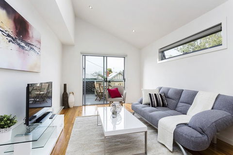 Complete Host Richmond Townhouse Collection - Accommodation Bookings 1