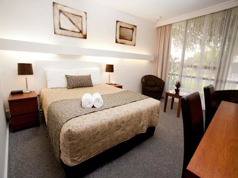 Connells Motel & Serviced Apartments - Accommodation Bookings 2