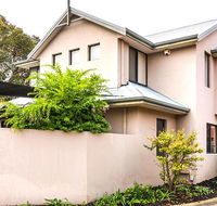 Coode Street Townhouse - Accommodation Bookings