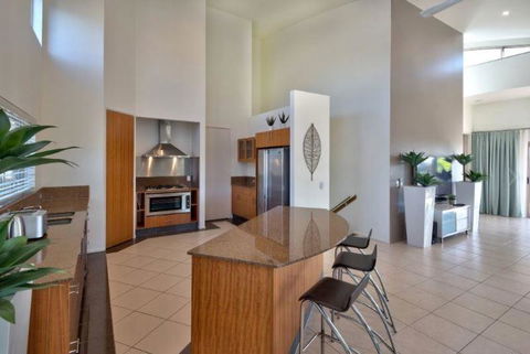 Cooinda Gardens 6 On Hamilton Island - Accommodation Bookings 2