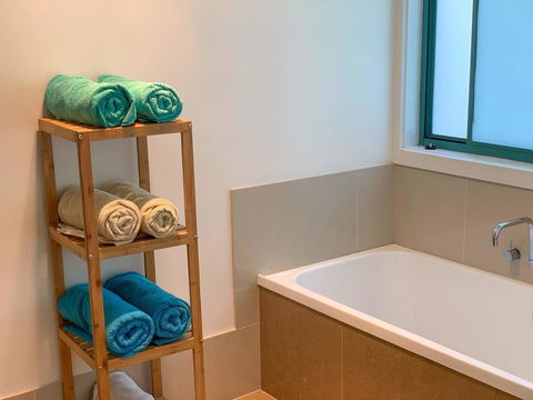 Cooks Hideaway - Accommodation Bookings 2