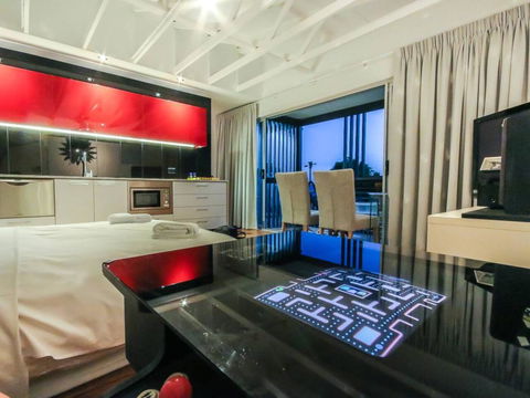 Cool Architect-Designed Studio Close To CBD - Accommodation Bookings 1
