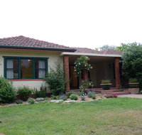 Coolamon on Marsh - Armidale - Accommodation Bookings