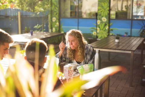 Coolangatta YHA Backpackers - Accommodation Bookings 3
