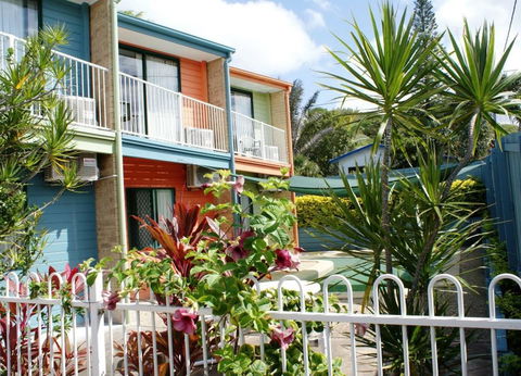 Coolum Budget Accommodation - Accommodation Bookings 0