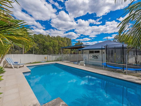 Coolum House, Pet Friendly - Accommodation Bookings 0