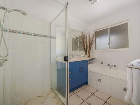 Coolum House, Pet Friendly - Accommodation Bookings 2