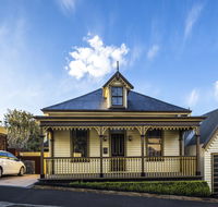 Corinda Contemporary - Accommodation Bookings