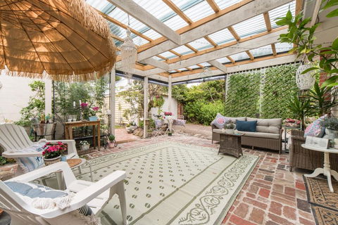 Cote D'Azur - Accommodation Bookings 2