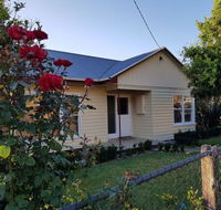 Cottage on Main - Accommodation Bookings