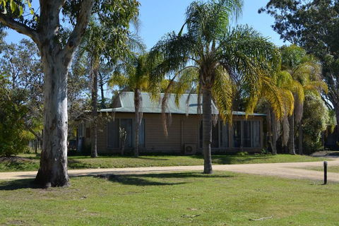 Cottage Port Stephens / Swan Bay, NSW - Accommodation Bookings 0