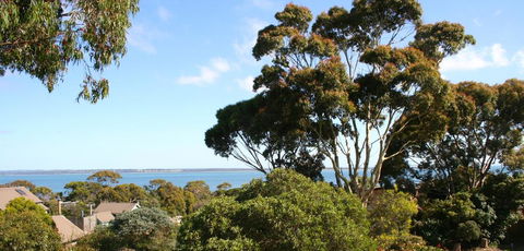 Cowes On The Bay - Accommodation Bookings 2
