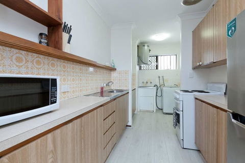 Cozy 2 Bedrooms Unit Near Perth Zoo - Accommodation Bookings 2