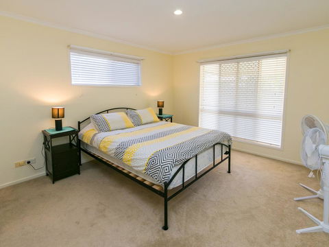 Cozy Family Holiday House - Accommodation Bookings 1