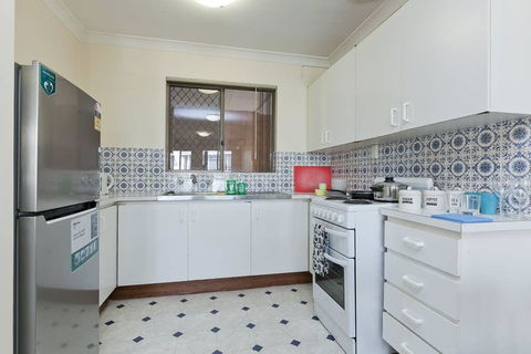 Cozy South Perth Unit Next To Perth Zoo - Accommodation Bookings 2