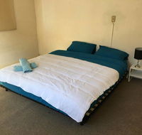 Cozy Spacious Terrace in Sydney's Eclectic Newtown - Accommodation Bookings