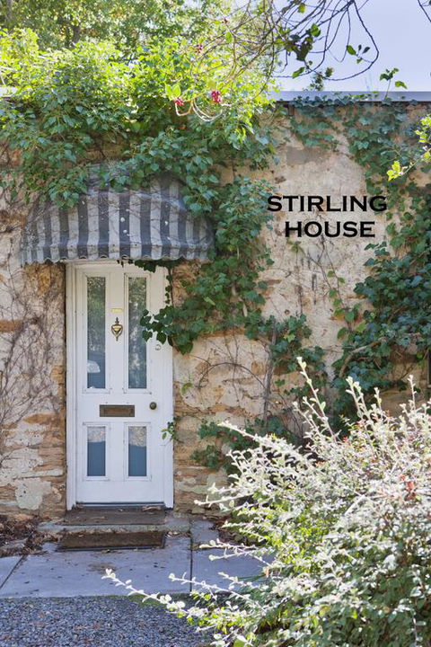 Crafers Cottages - Accommodation Bookings 3