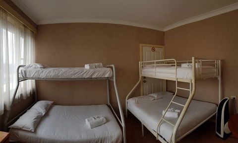 Cringila Hotel - Accommodation Bookings 1