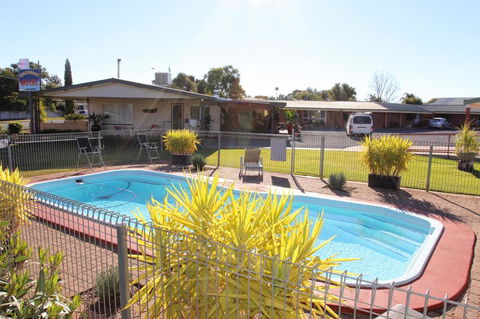 Cross Roads Motel - Accommodation Bookings 0