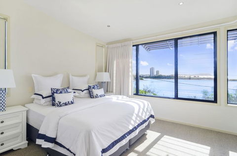 Currumbin Beachside Holiday Home - Accommodation Bookings 1