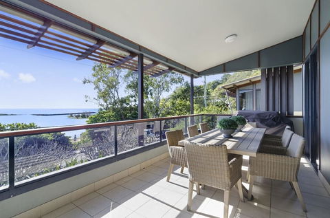 Currumbin Beachside Holiday Home - Accommodation Bookings 0
