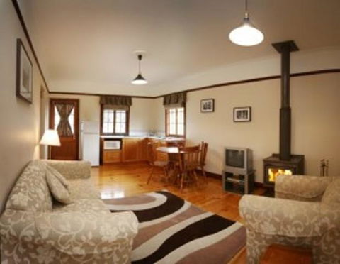 Cypress Ridge Cottages - Accommodation Bookings 2