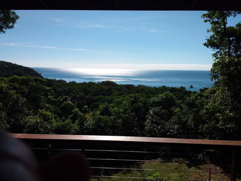Daintree Oceanview Retreat - Holiday Home - Accommodation Bookings 0