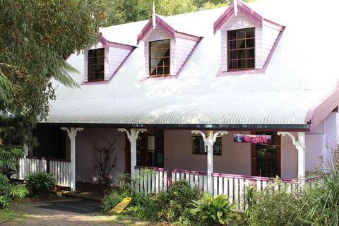 Dancing Waters Cottage - Accommodation Bookings 0