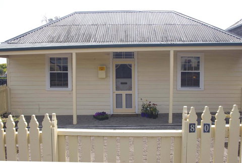 Darcy's Cottage On Piper - Accommodation Bookings 0