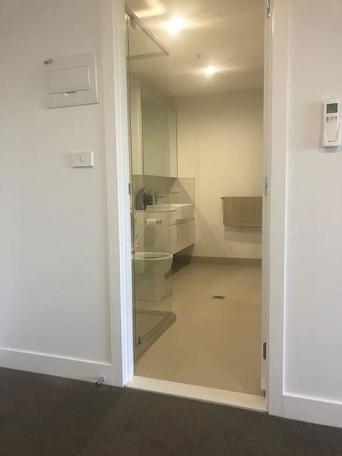 Deakin 2Bed 2Bath And Free Parking - Accommodation Bookings 3
