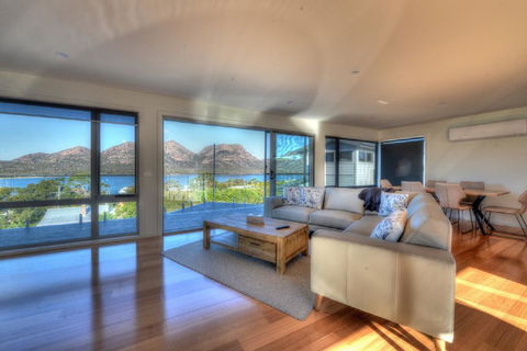 Deja Blu 2 - Accommodation Bookings 2