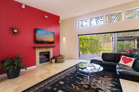 Deja Vu Estate - Accommodation Bookings 2