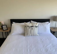Delicate and Peaceful Bundoora Townhouse 11-R3