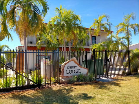 Derby Lodge Self Contained Apartments - Accommodation Bookings 1