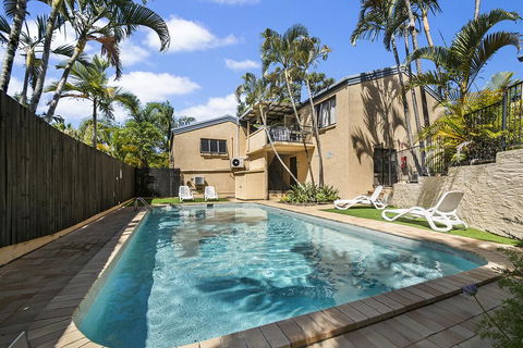 Descola 10 - Accommodation Bookings 1