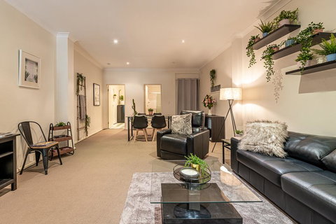 Designer Style Terrace In The Heart Of Surry Hills - Accommodation Bookings 0