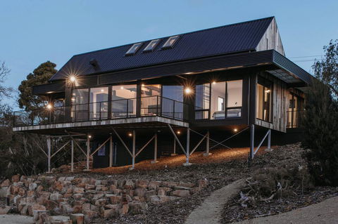 Deviot Boat House - Accommodation Bookings 1