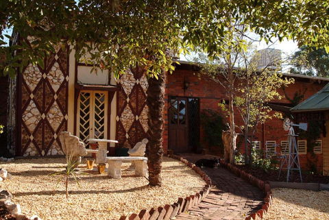 Diamond House Heritage Restaurant And Motor Inn - Accommodation Bookings 1