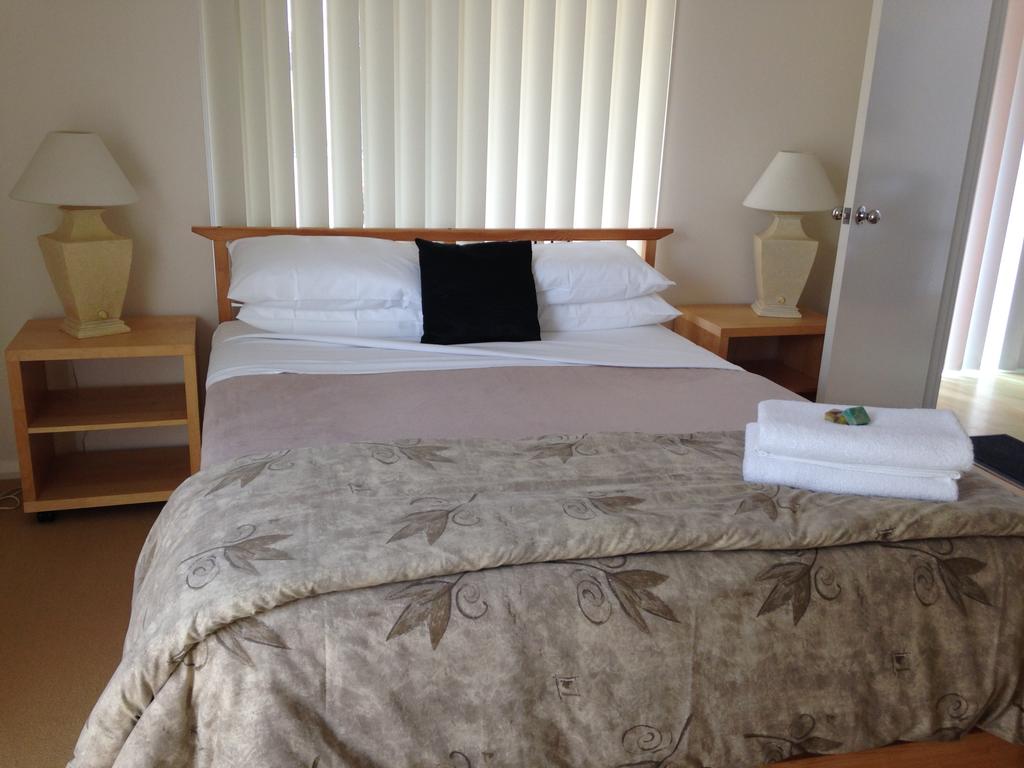 Collingwood Park WA Accommodation Bookings