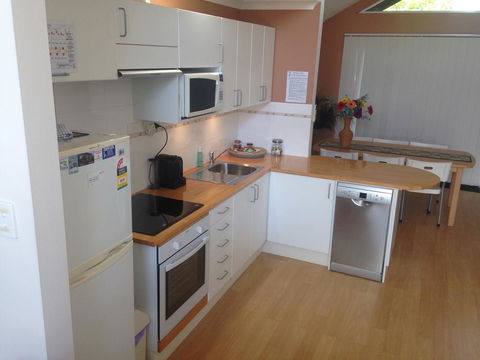 Dillon 7 - Accommodation Bookings 1