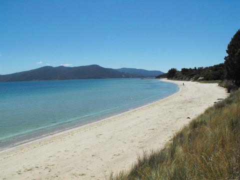 Discover Bruny Island Holiday Accommodation - Accommodation Bookings 1