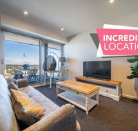Divinity on Morphett - In the heart of the CBD - Free Wifi - Nespresso - Accommodation Bookings