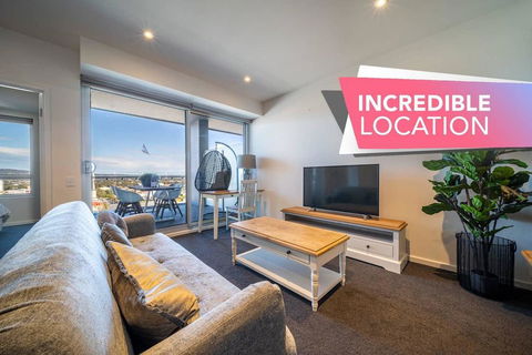 Divinity On Morphett - In The Heart Of The CBD - Free Wifi - Nespresso - Accommodation Bookings 0